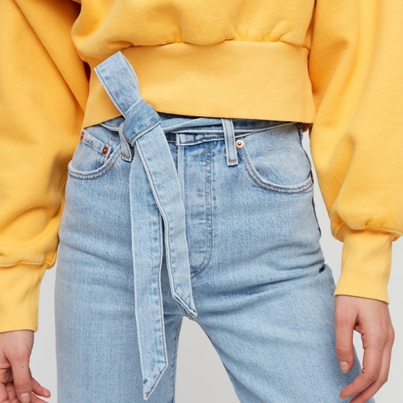 Levi's Rib Cage Jeans with Belt size 28 - Picture 3 of 10